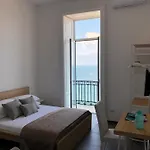 فندق مبيت وإفطار Lux 4*