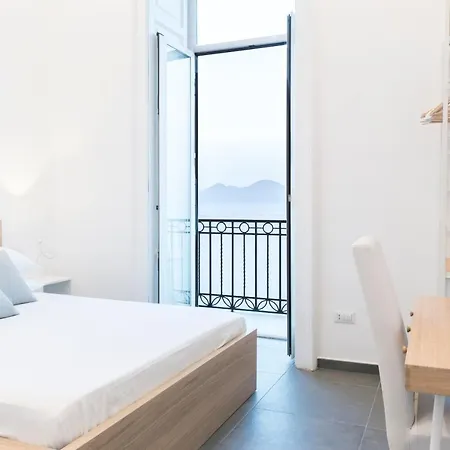 Bed & Breakfast Lux Naples